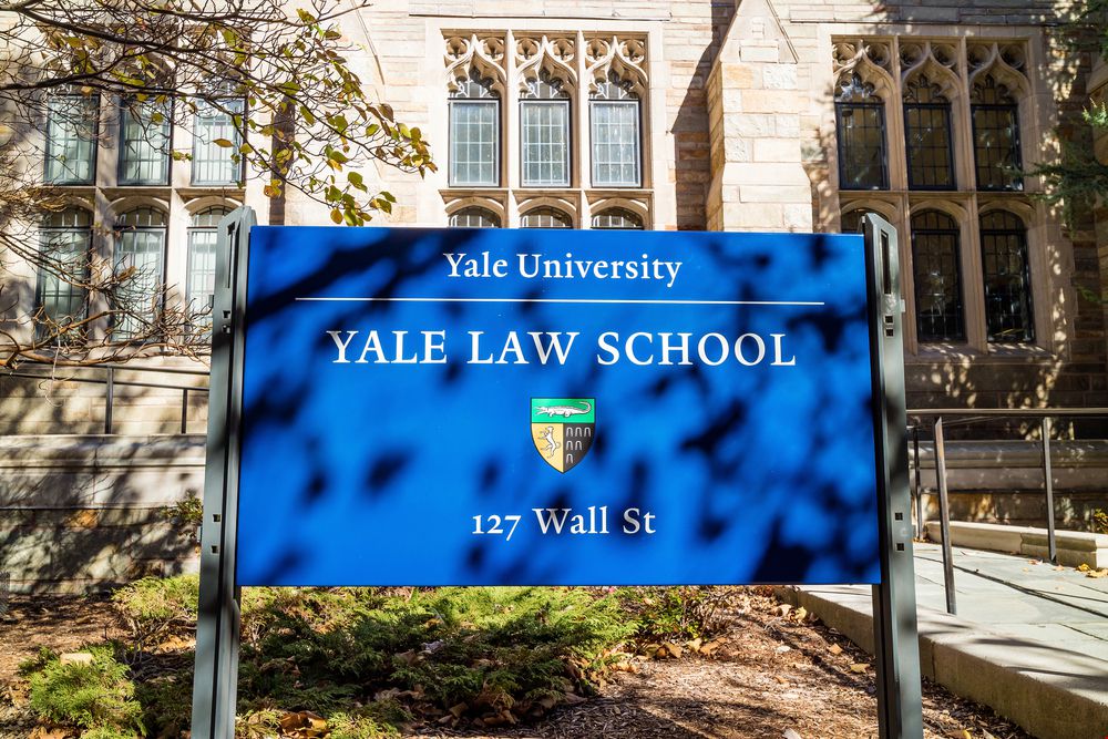 1655775117115432.jpg Yale_Law.jpg