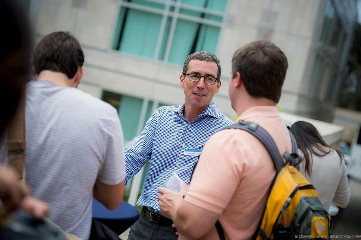 加州地區工作人員.jpg 加州地區工作人員.jpg