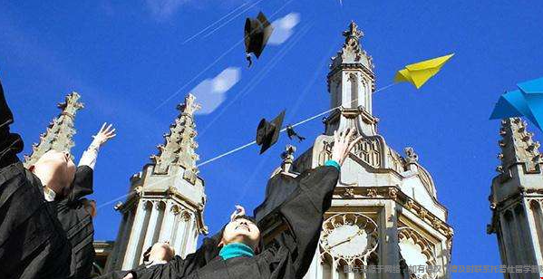 美國本科申請(qǐng)注意事項(xiàng)