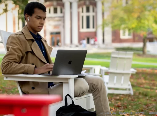 貝茨學(xué)院在讀學(xué)生.png 貝茨學(xué)院在讀學(xué)生.png