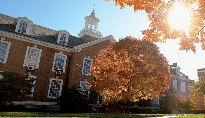 約翰斯霍普金斯大學