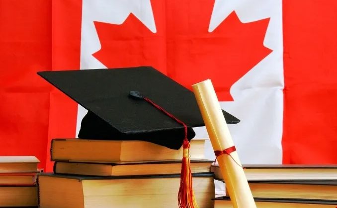 加拿大本科申請要求