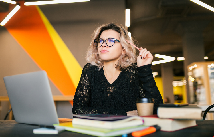 大學四年如何規劃加拿大碩士申請.png 大學四年如何規劃加拿大碩士申請.png