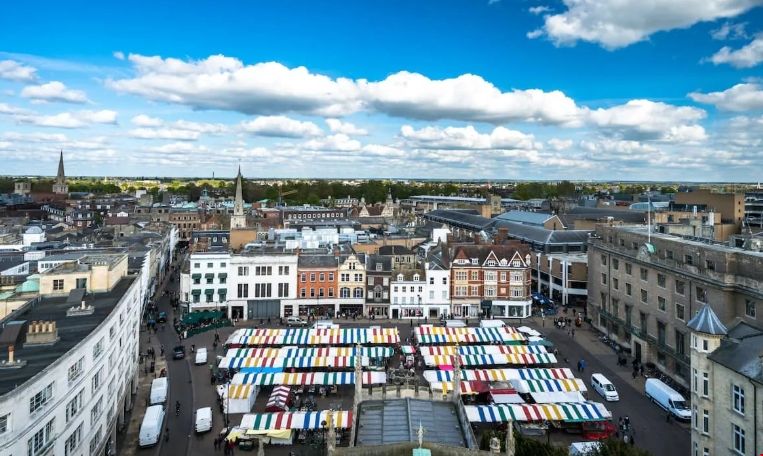 劍橋大學(xué)生活費(fèi).png 劍橋大學(xué)生活費(fèi).png